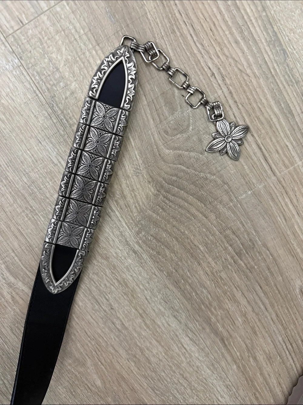 Women’s Brighton Belt black with Silver Accents